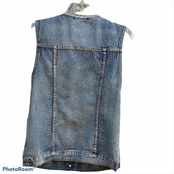Forever 21 Denim Studded Sleeveless Women Washed Punk Vest Size Medium - Picture 8 of 8